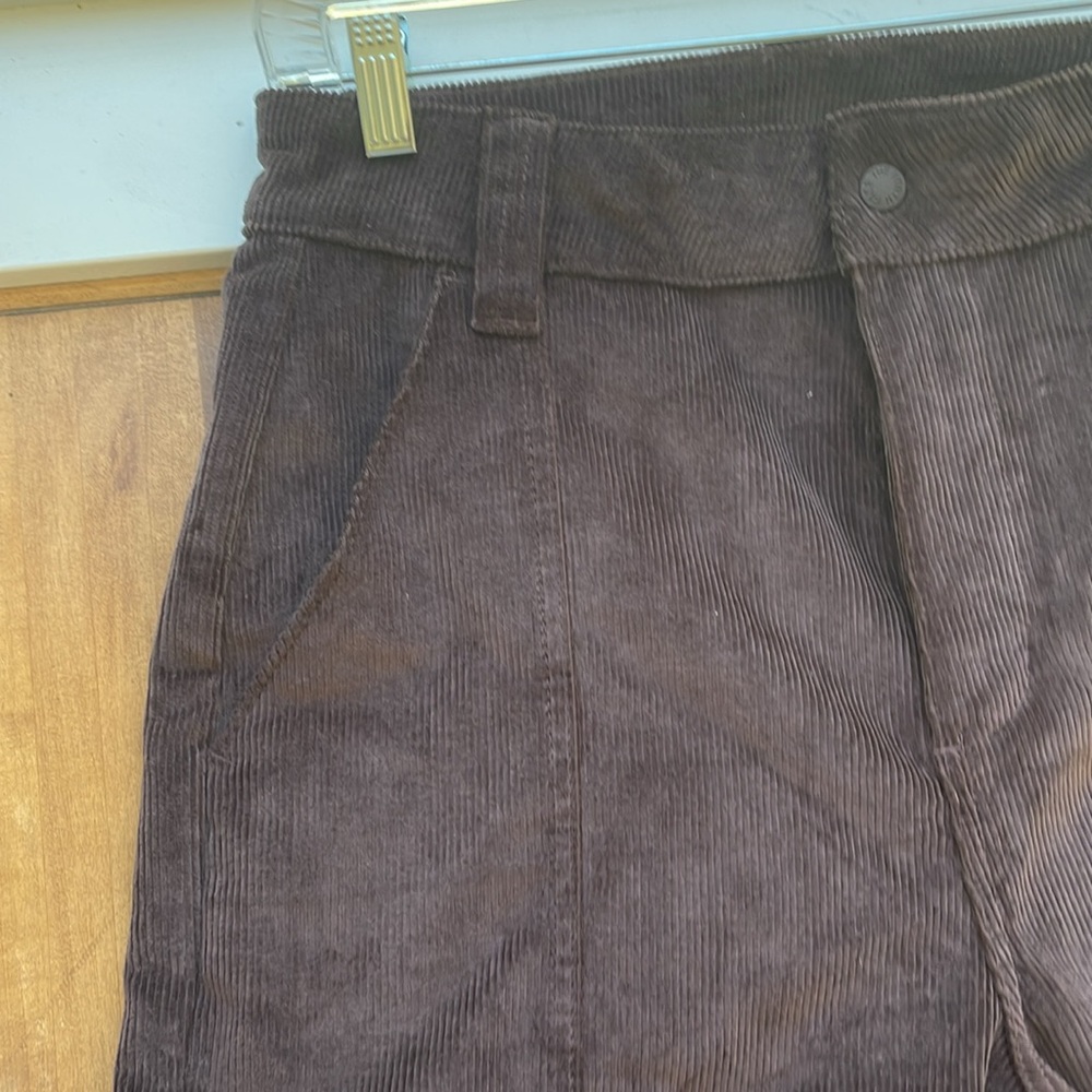 corduroy cargo utility pants - coal brown color. Size 8 regular women’s - Picture 4 of 6